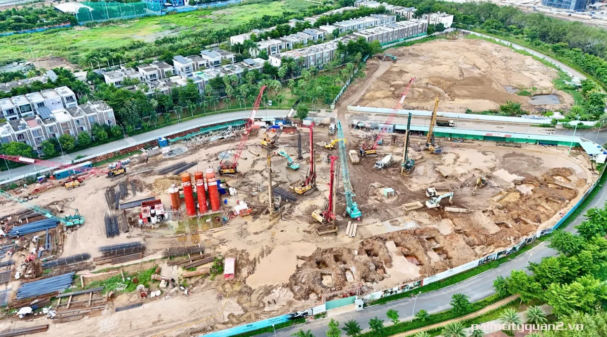 Thi công cọc khoan nhồi và hệ móng Palm River Quận 2 tháng 8/2026
